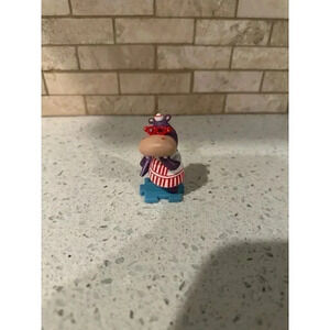 Disney's Doc McStuffins Hallie the Hippo PVC figure toy cake topper‎ #112.